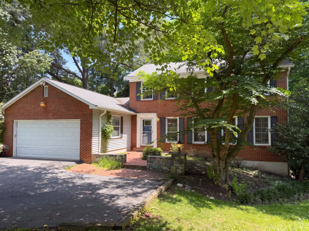 Photo 50 of 66 of 4819 Powell Rd, Fairfax, VA