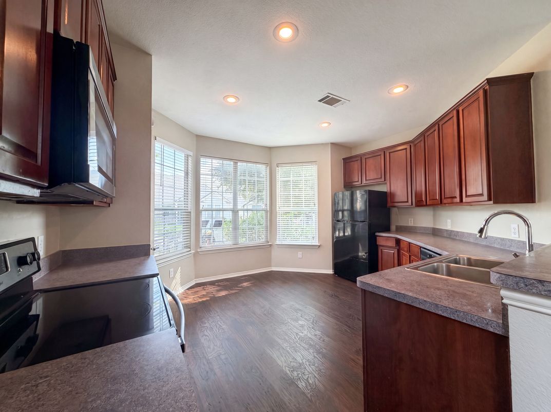 Photo 11 of 30 of 1414 Kingston Pl, Providence Village, TX