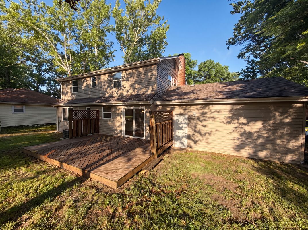 Photo 14 of 19 of 5243 N Lydia Ave, Kansas City, MO