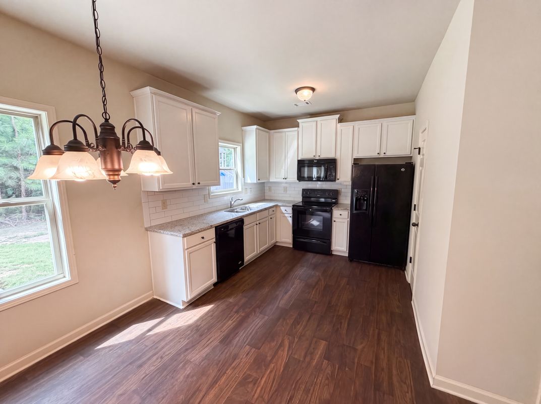 Photo 13 of 45 of 1036 Glenwyck Dr, Braselton, GA