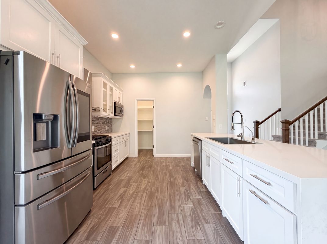Photo 2 of 24 of 40406 Mostyn Dr, Magnolia, TX