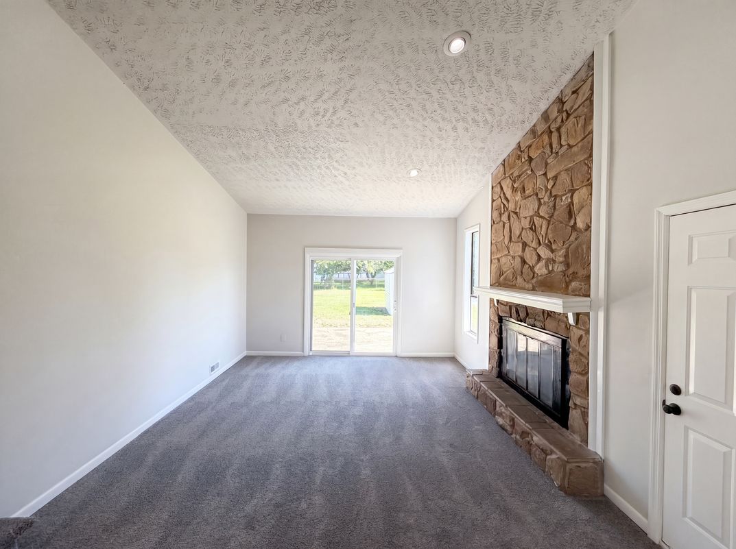 Property photo 3 of 1843 Berriedale Dr