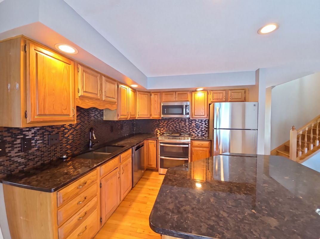 Photo 19 of 79 of 1503 Featherstone Rd, Rockford, IL