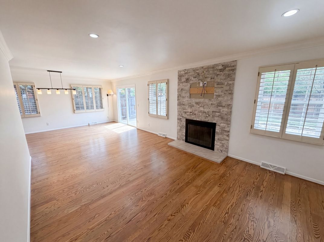 Photo 3 of 33 of 1741 S Krameria Way, Denver, CO