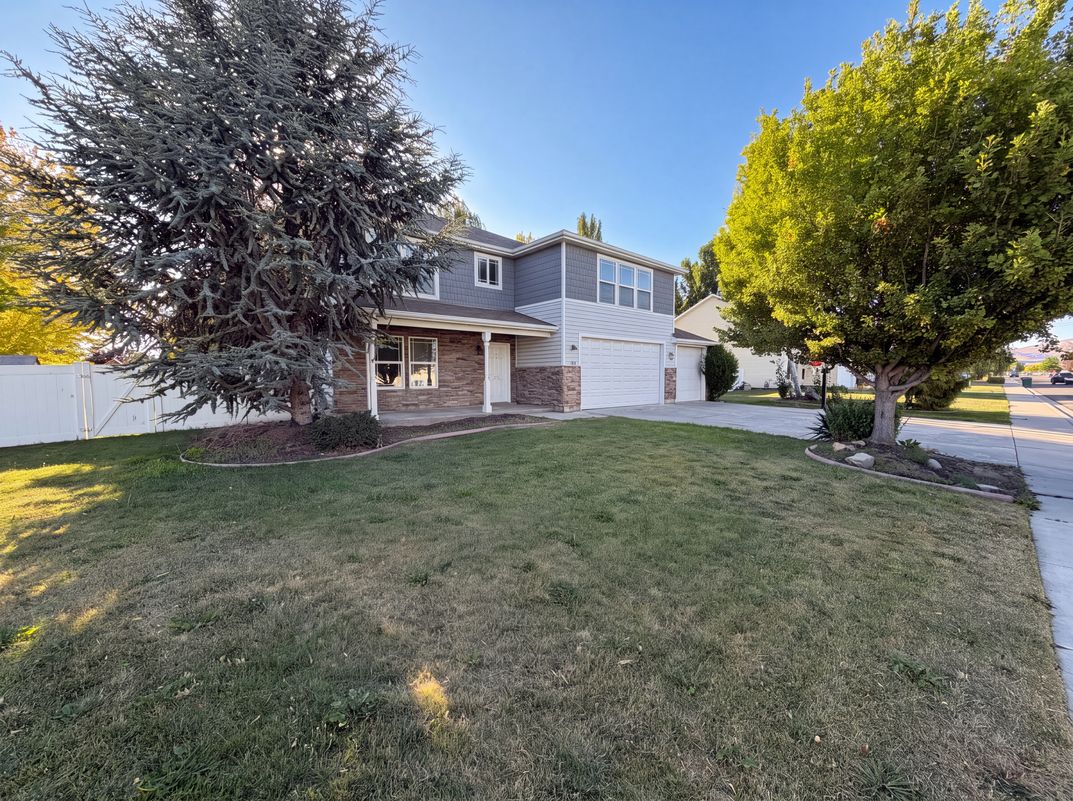 Photo 21 of 26 of 866 S 1580 W, Lehi, UT