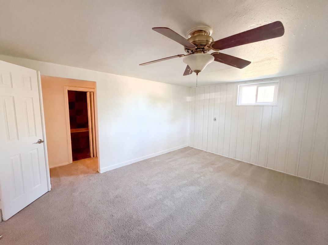 Photo 10 of 28 of 5667 Johnson St, Arvada, CO