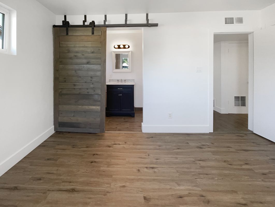 Photo 17 of 28 of 7231 N 23rd Ave, Phoenix, AZ
