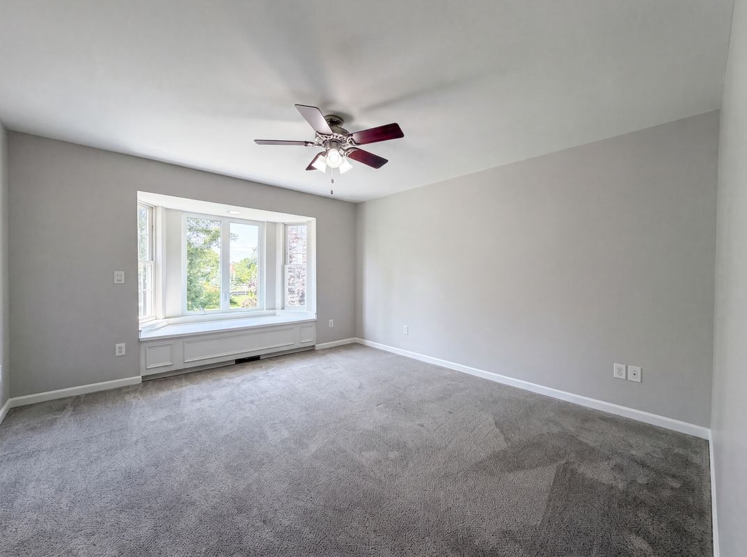 Photo 16 of 37 of 7188 Tarragon Ct, Liberty Twp, OH