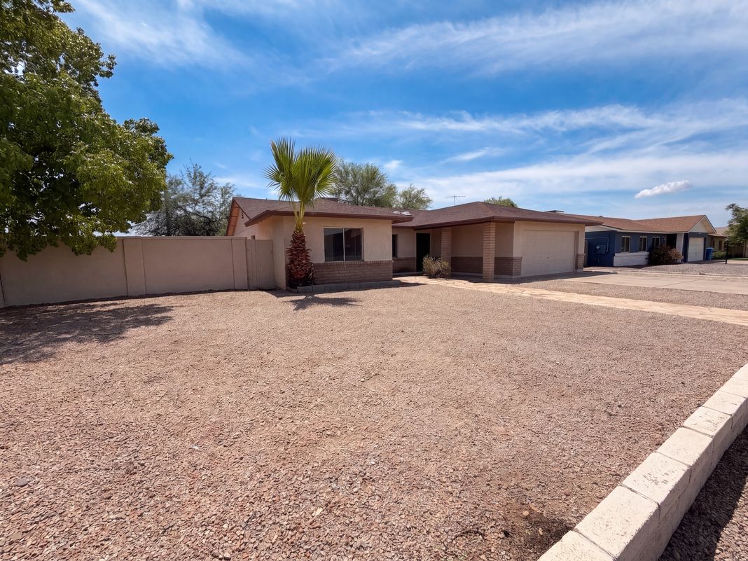 Photo 26 of 32 of 10701 W Campbell Ave, Phoenix, AZ