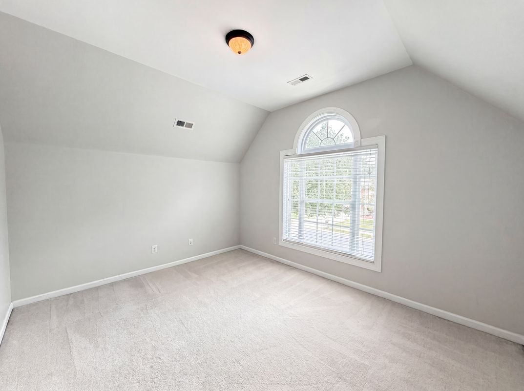Photo 10 of 22 of 12312 Chesley Dr, Charlotte, NC