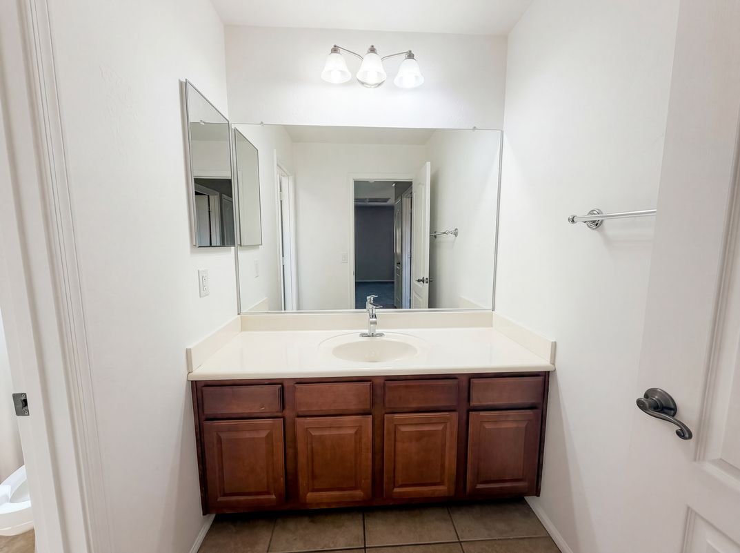 Photo 6 of 39 of 2634 E Ridge Creek Rd, Phoenix, AZ