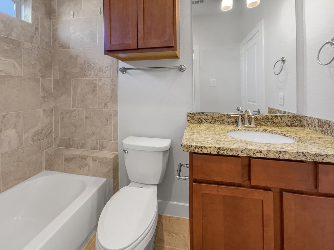 Photo 9 of 19 of 6625 Letein St, Houston, TX