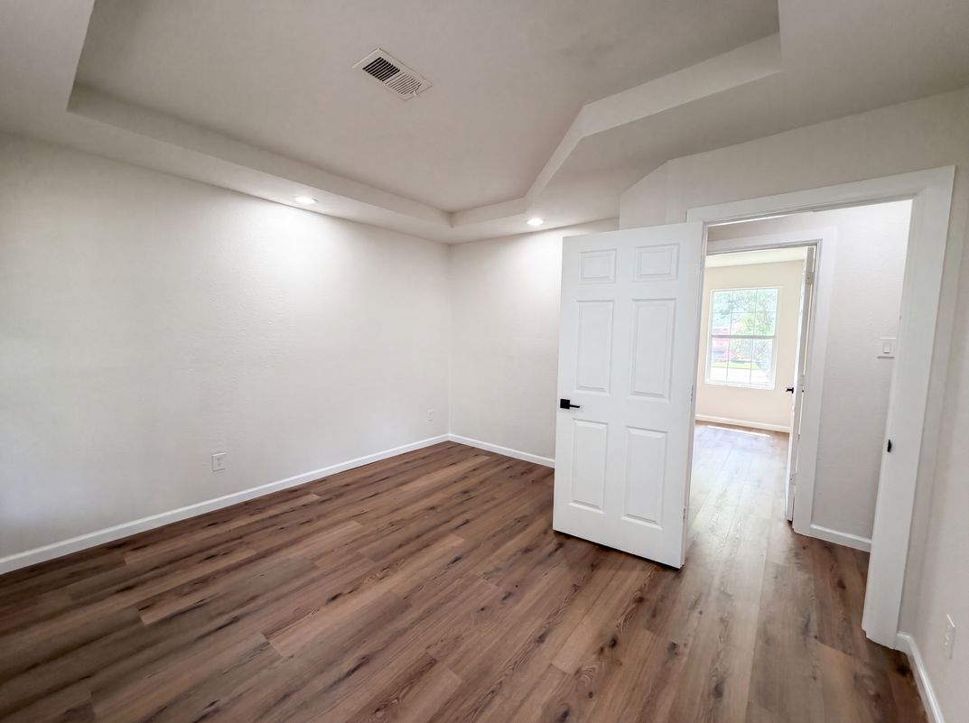 Photo 10 of 16 of 321 S 4th St, Wylie, TX