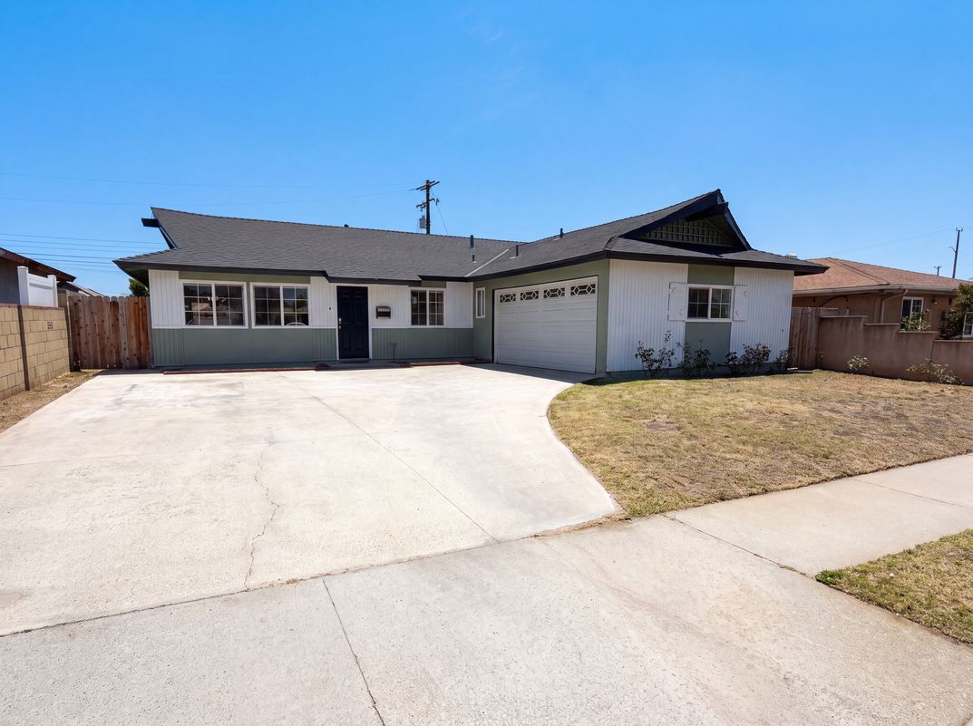 Photo 25 of 30 of 21312 E Greenhaven St, Covina, CA