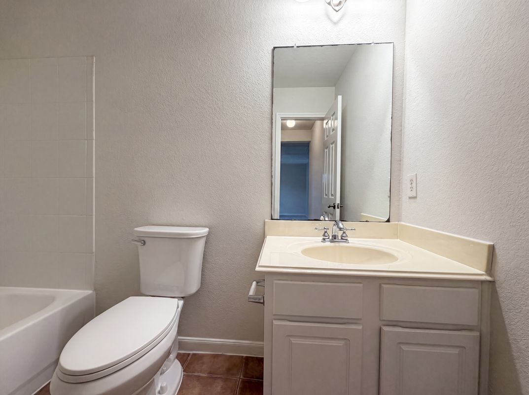Photo 8 of 20 of 2646 Skyview Trace Ct, Houston, TX