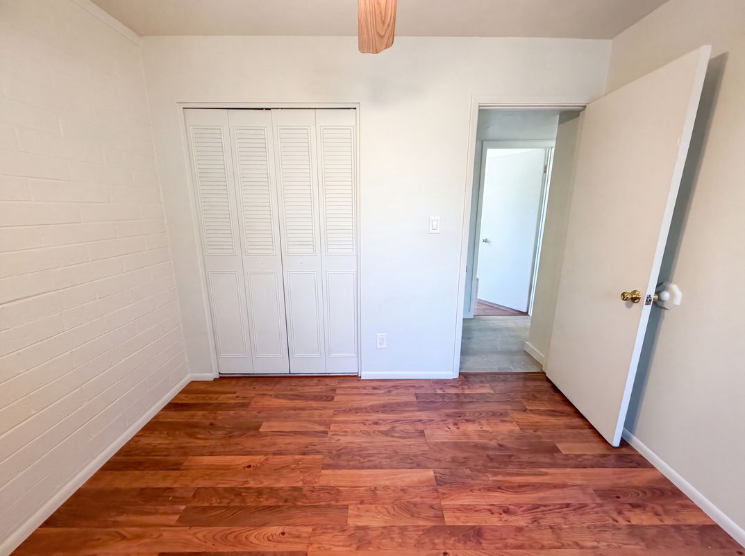 Photo 9 of 22 of 2027 W Corrine Dr, Phoenix, AZ