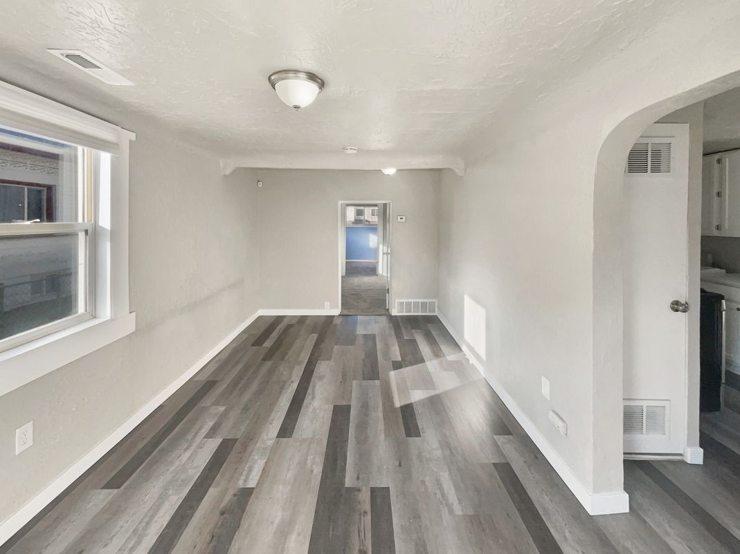 Photo 6 of 17 of 2865 Pingree Ave, Ogden, UT