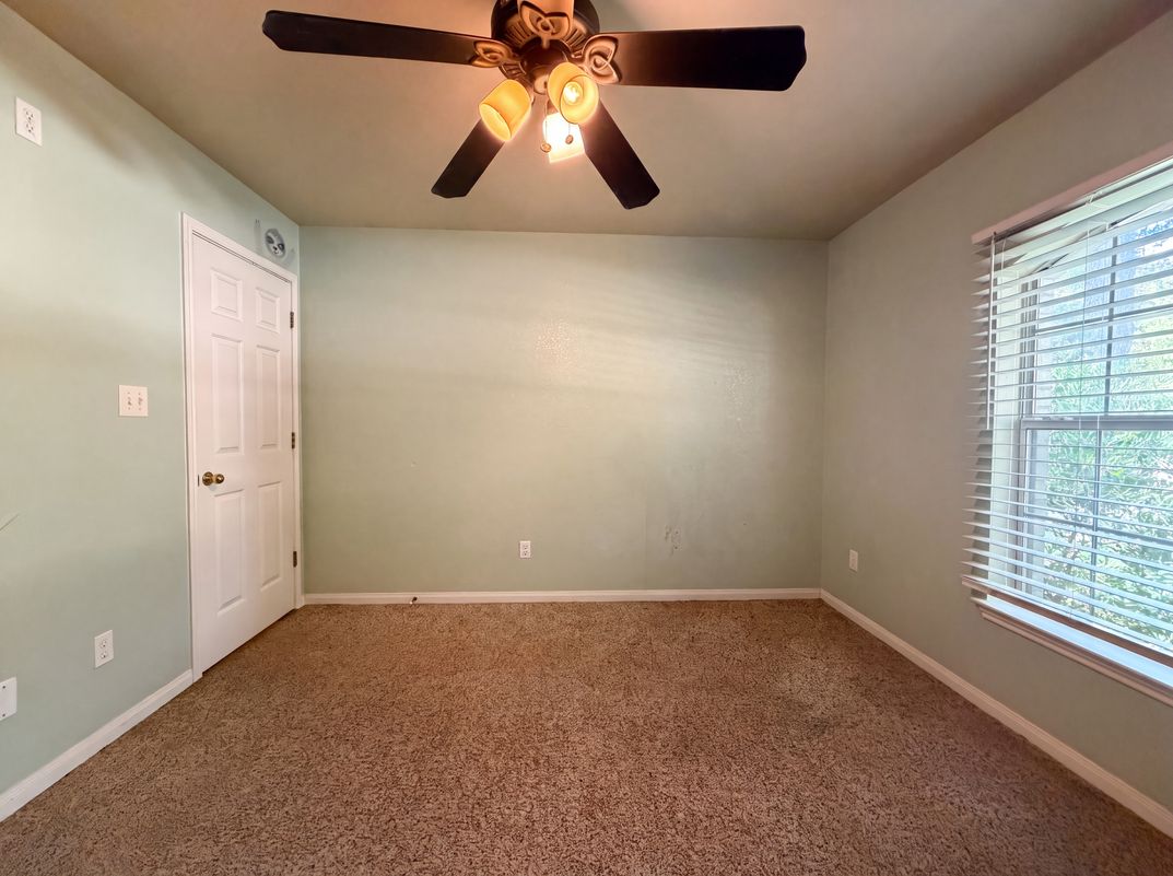 Photo 10 of 16 of 6 S Bobcat Ct, Belton, TX