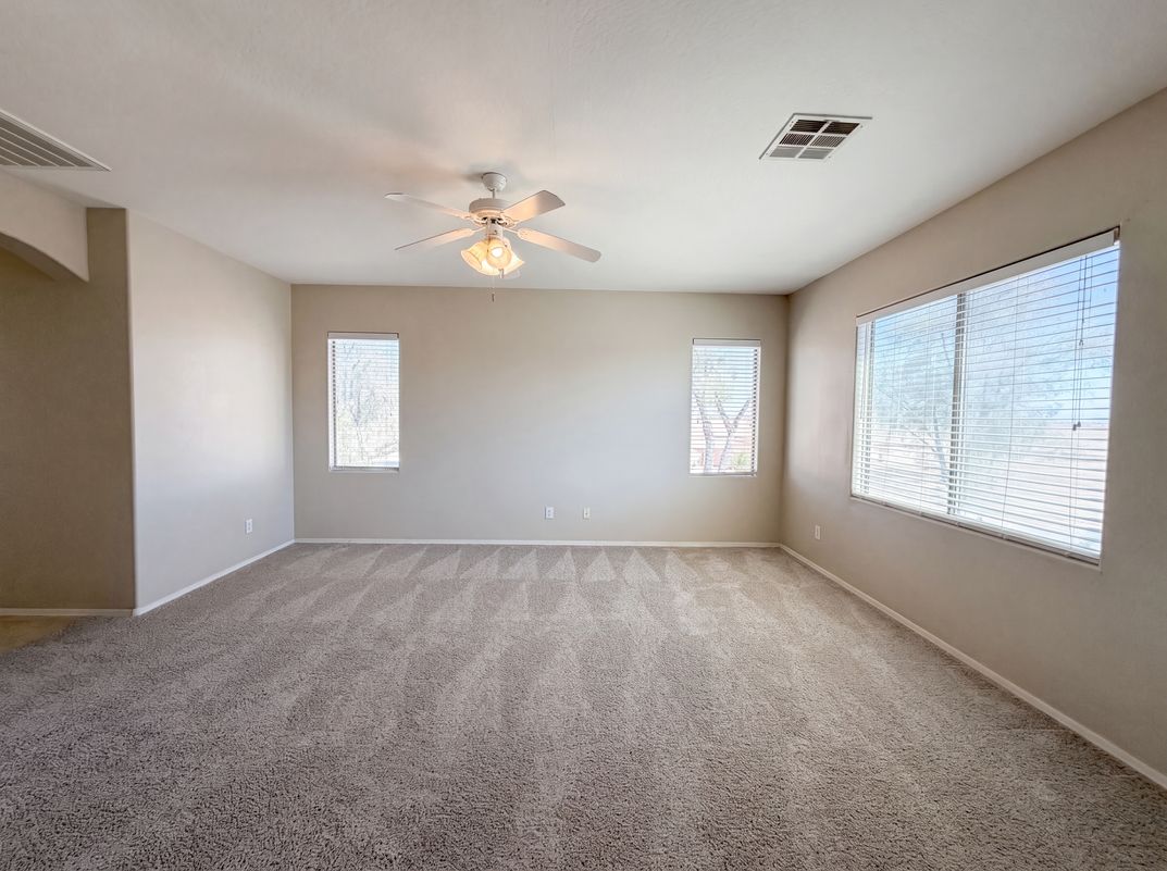 Photo 9 of 25 of 17104 N Oliveto Ave, Maricopa, AZ