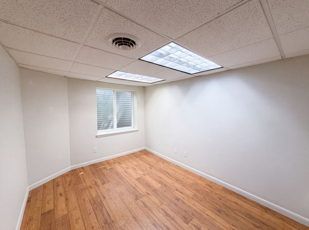 Photo 17 of 21 of 8733 W Cornell Ave, Lakewood, CO