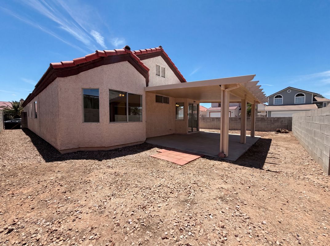 Photo 16 of 18 of 6212 Warm River Rd, Las Vegas, NV