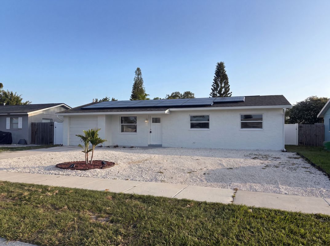 Photo 21 of 27 of 8283 86th Ave, Seminole, FL