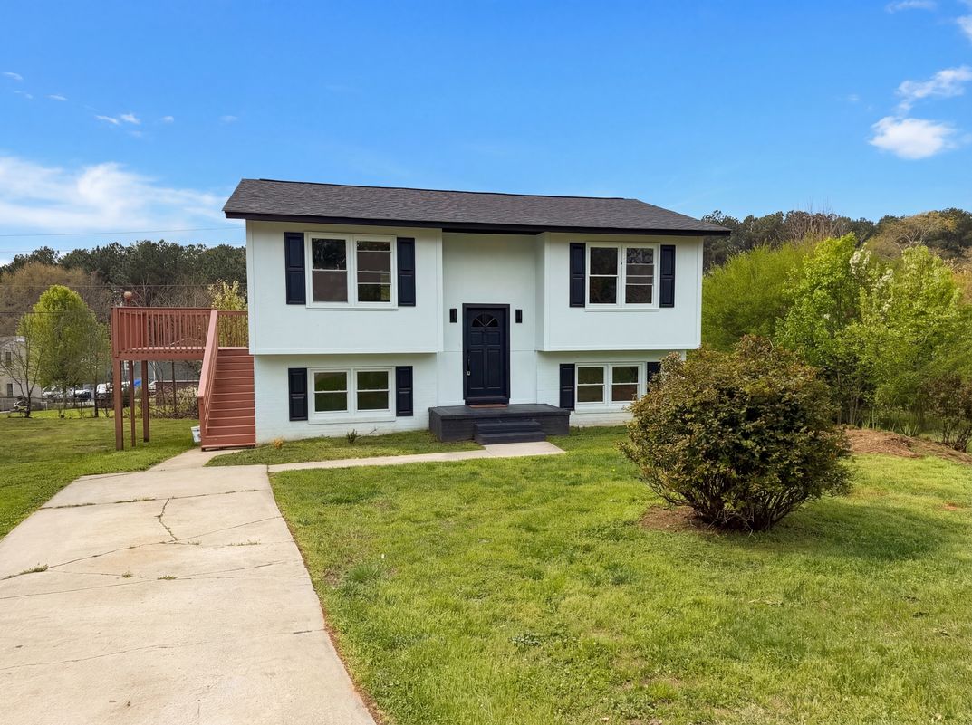 Property photo 1 of 105 Foxhall Ct