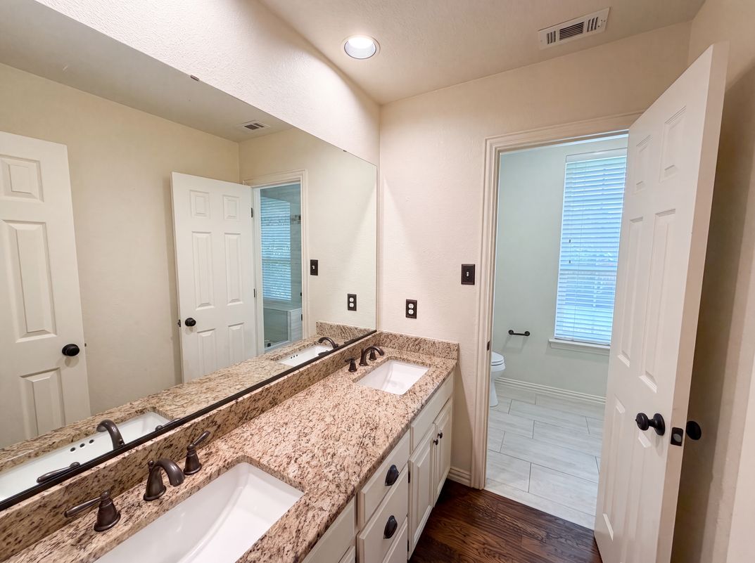 Photo 29 of 38 of 4606 Mill Wood Dr, Colleyville, TX