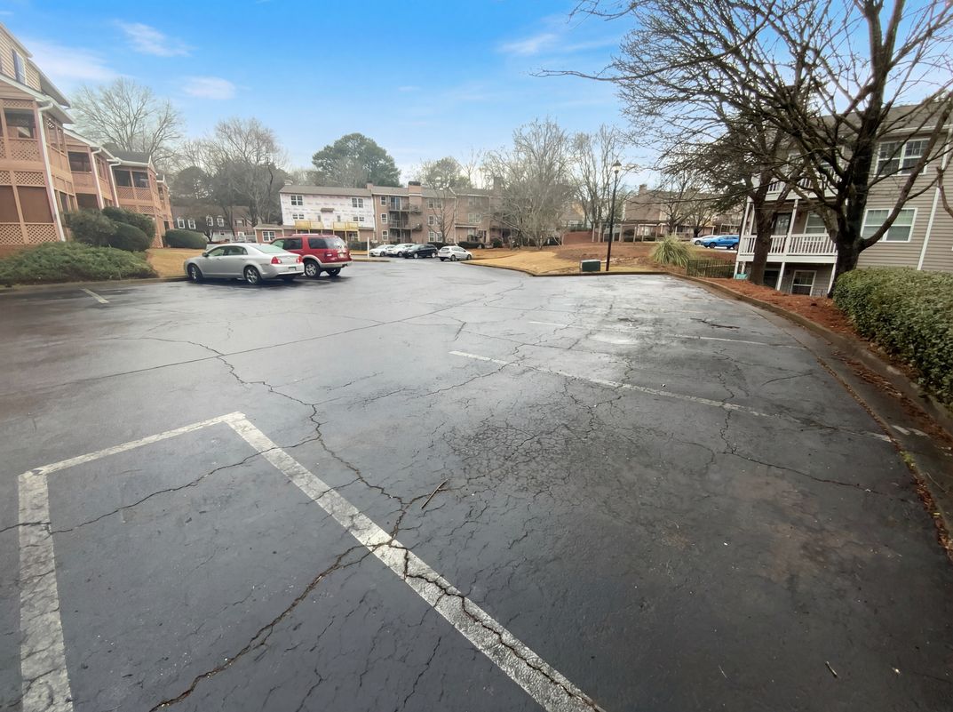 Photo 6 of 18 of 311 Quail Run, Roswell, GA