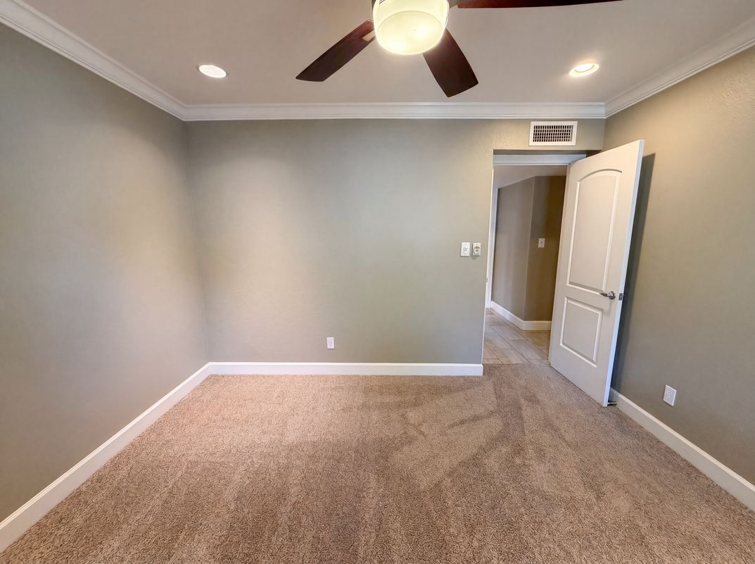 Photo 19 of 33 of 2244 E Nicolet Ave, Phoenix, AZ
