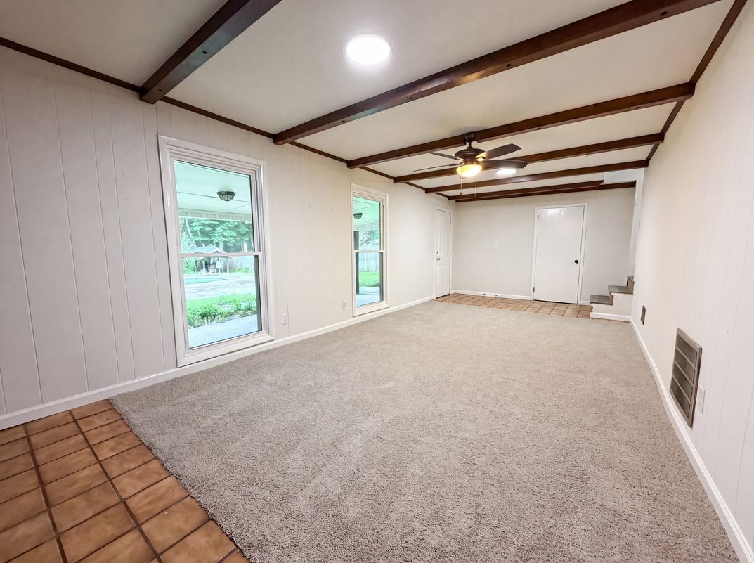 Photo 9 of 20 of 1007 Normandale Dr, Bessemer, AL