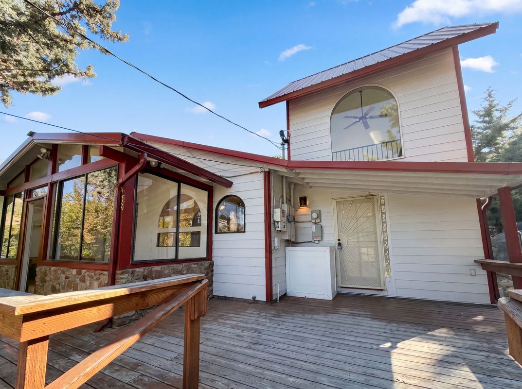 Property photo 1 of 16813 W Shrine Dr