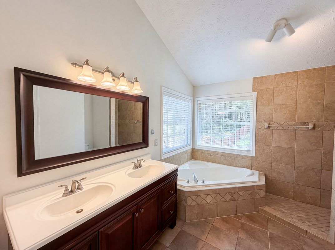 Photo 15 of 25 of 3099 Brooksong Way, Dacula, GA