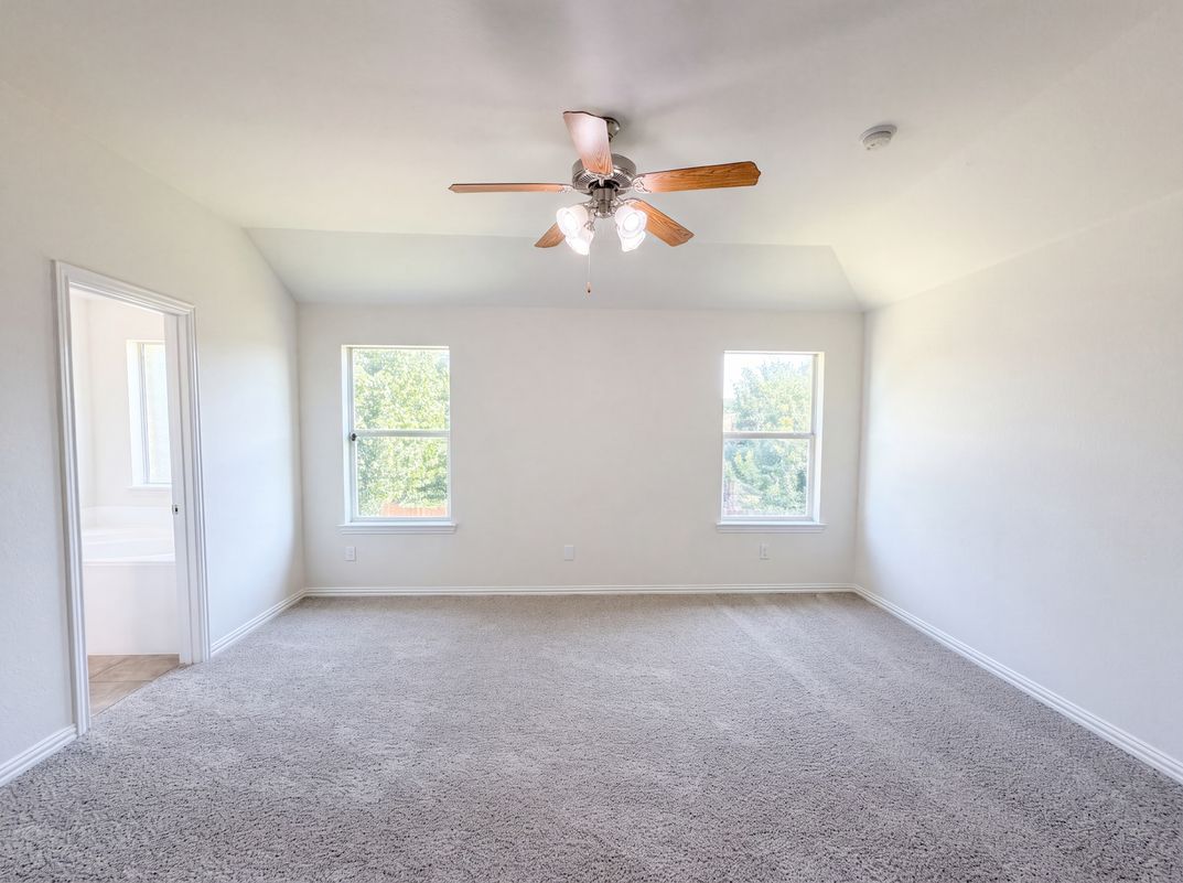 Photo 4 of 25 of 1421 Sparrow Dr, Little Elm, TX