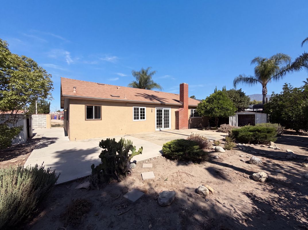 Photo 5 of 26 of 648 Brentwood Ave, Upland, CA