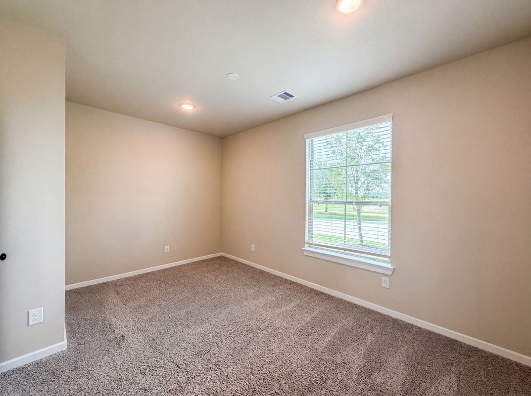 Photo 11 of 18 of 23939 Oriole Valley Trl, Katy, TX