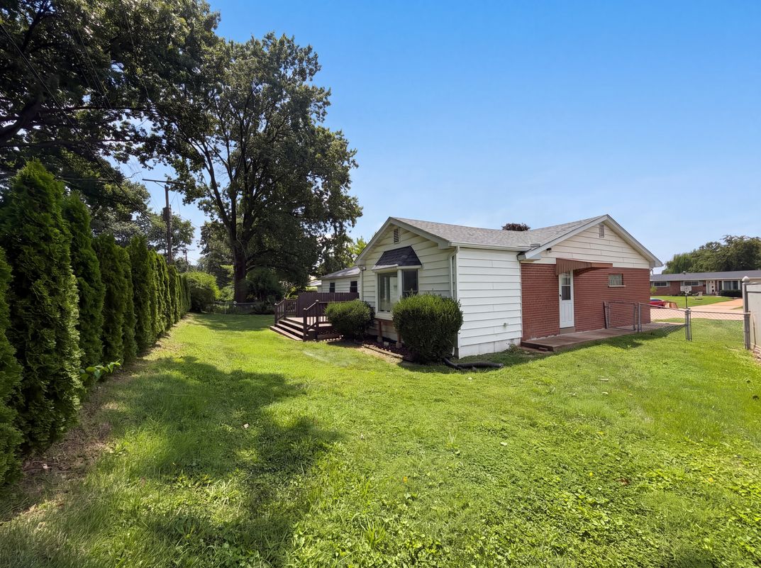 Photo 19 of 21 of 871 Wycliffe Ct, Saint Louis, MO