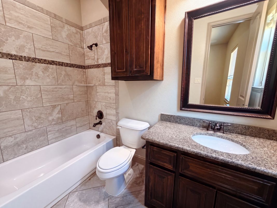 Photo 17 of 32 of 1502 Northwood Dr, Wylie, TX