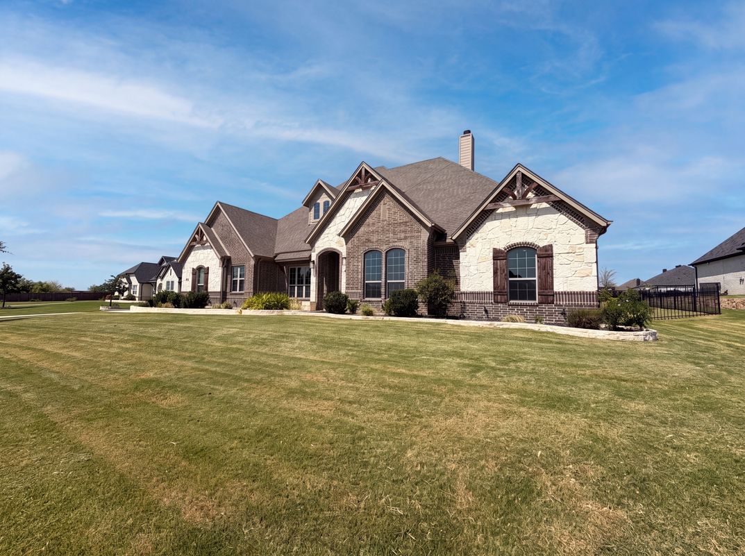 Photo 26 of 31 of 3608 Ridge Point Dr, Argyle, TX