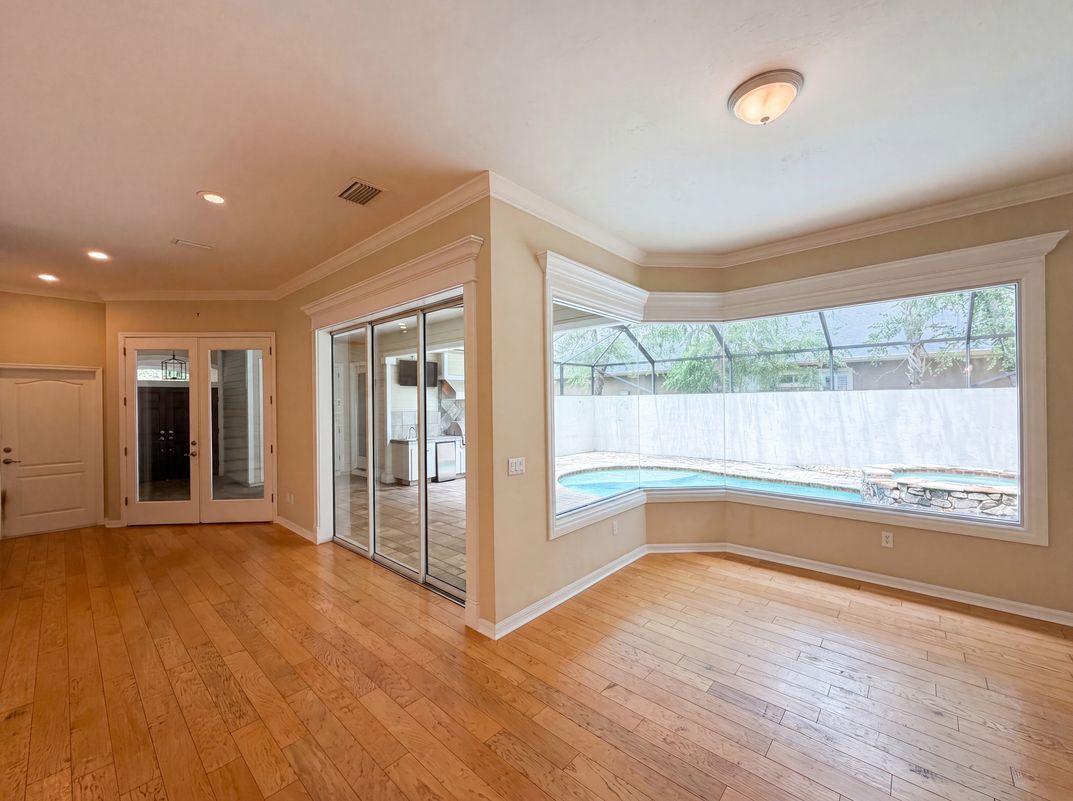 Photo 6 of 33 of 13478 NW 9th Rd, Newberry, FL