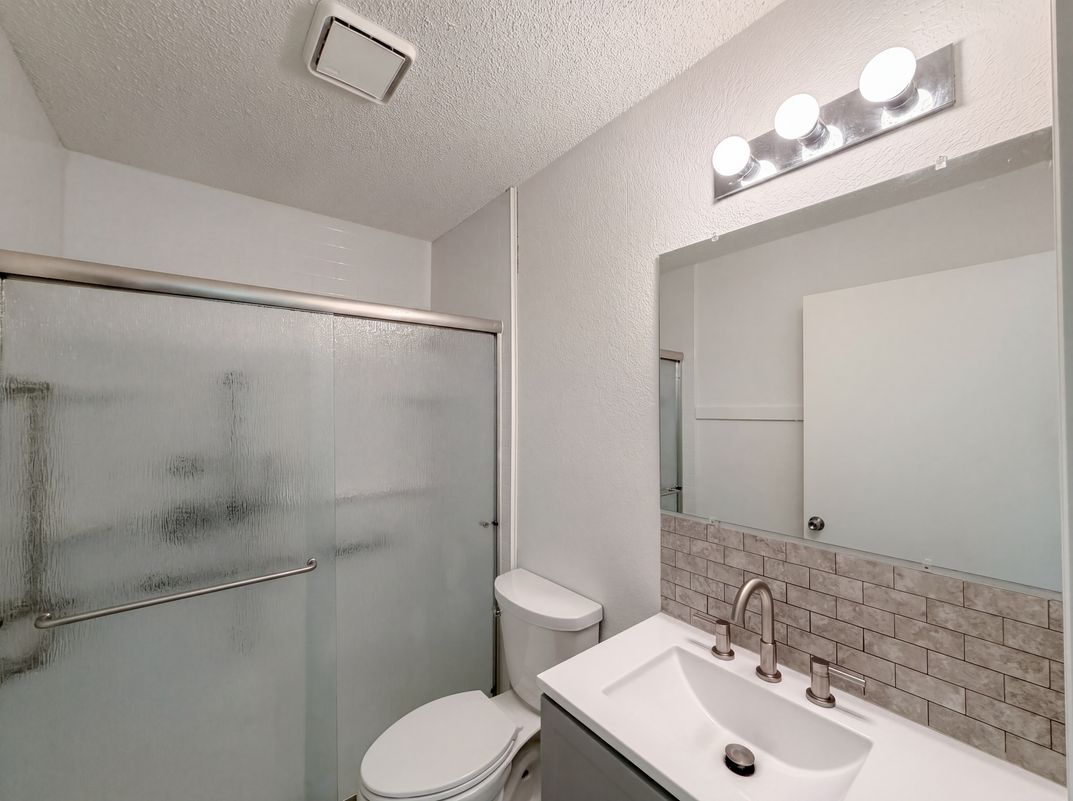 Photo 19 of 22 of 4700 Maryannes Meadow Dr, Fort Worth, TX