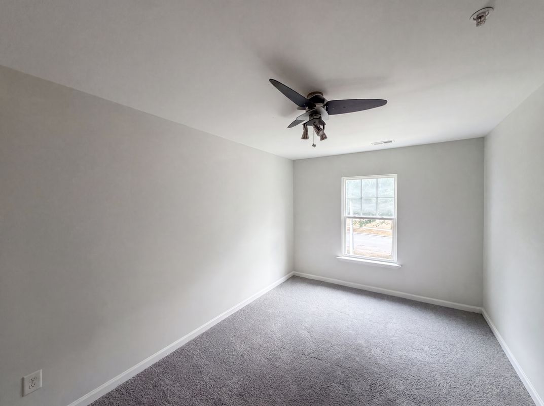 Photo 6 of 17 of 321 Gilman Ln, Raleigh, NC