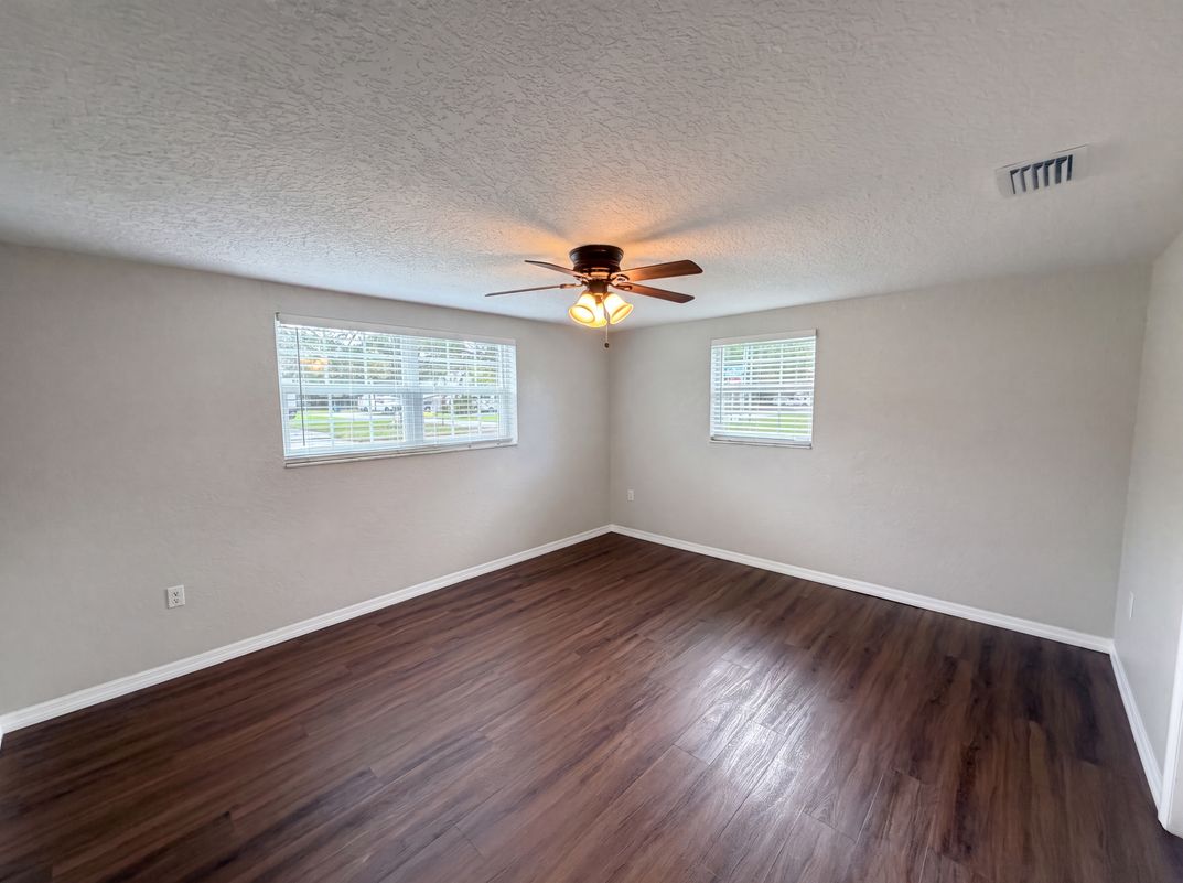 Photo 19 of 30 of 7037 Green St, New Port Richey, FL