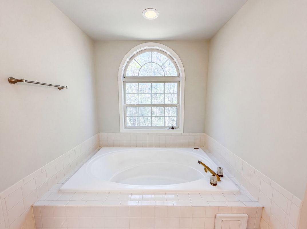 Photo 19 of 31 of 12608 Quarterhorse Dr, Bowie, MD