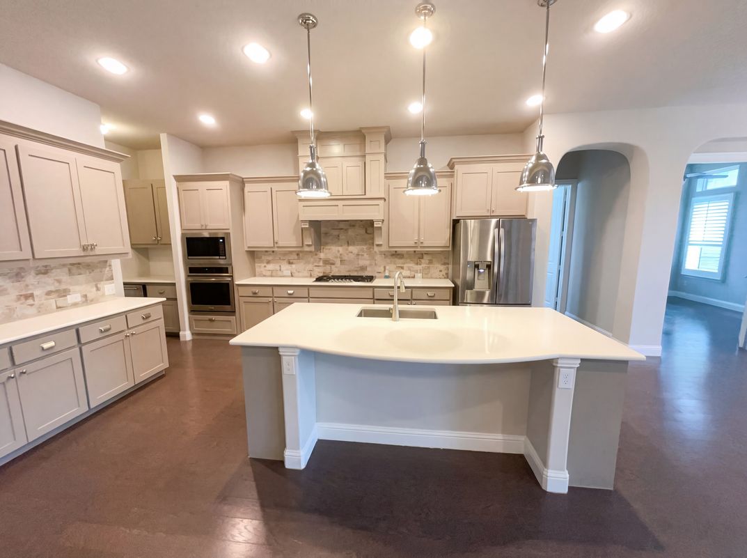 Photo 15 of 24 of 4157 Chantilly Ln, Frisco, TX