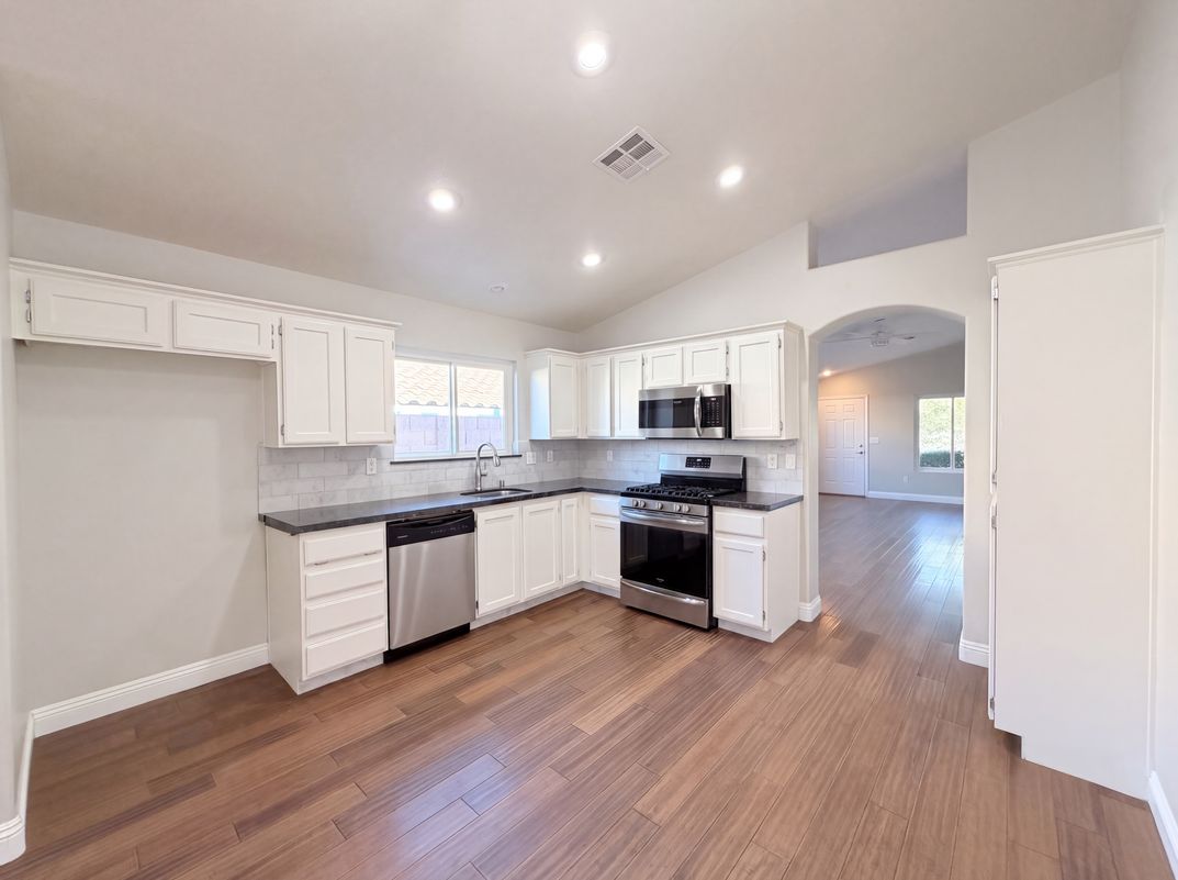 Photo 17 of 39 of 8032 Tailwind Ave, Las Vegas, NV