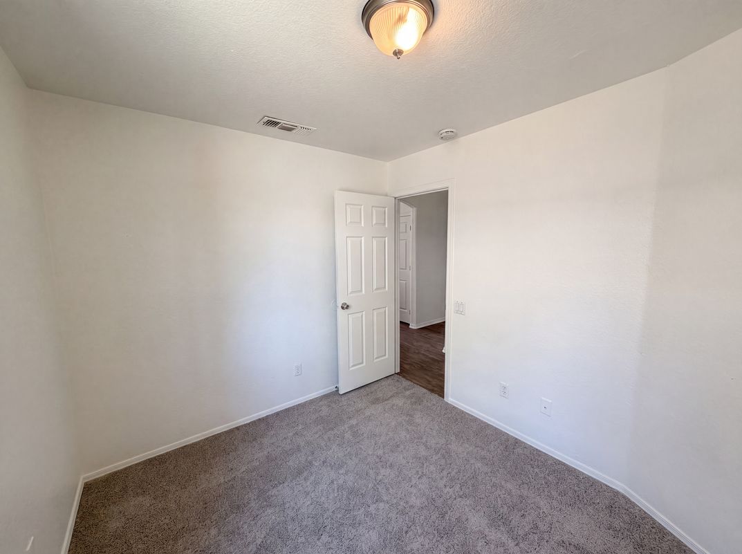 Photo 11 of 18 of 9103 N Palm Brook Dr, Tucson, AZ
