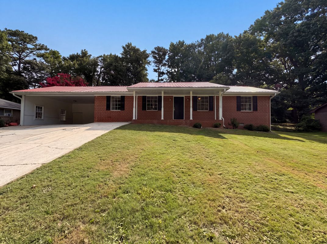 Property photo 1 of 1375 NW South Hicks Cir