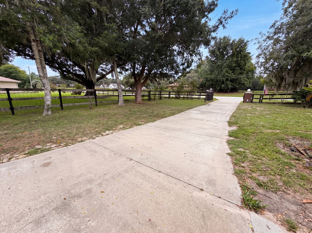 Photo 49 of 53 of 5082 SW 31st St, Ocala, FL