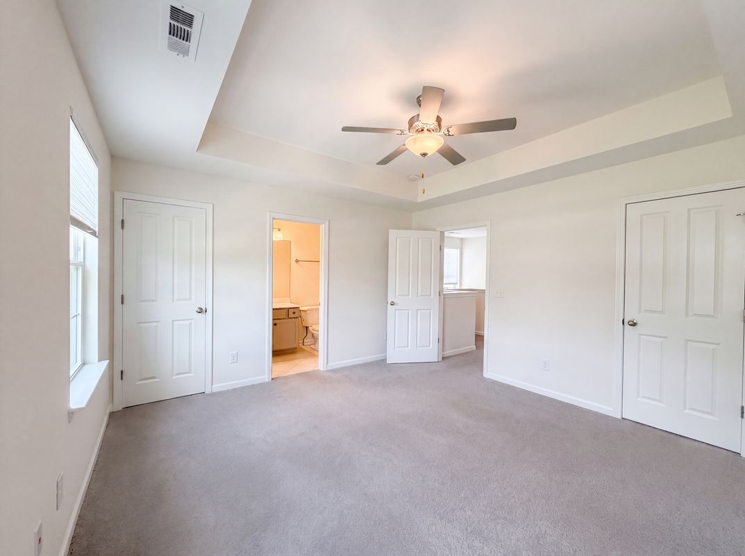 Photo 17 of 31 of 200 Kinsale Dr, Spring Hill, TN